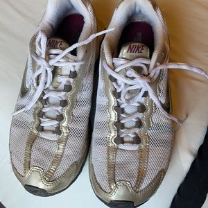 Nike Reax 6.5 running shoes